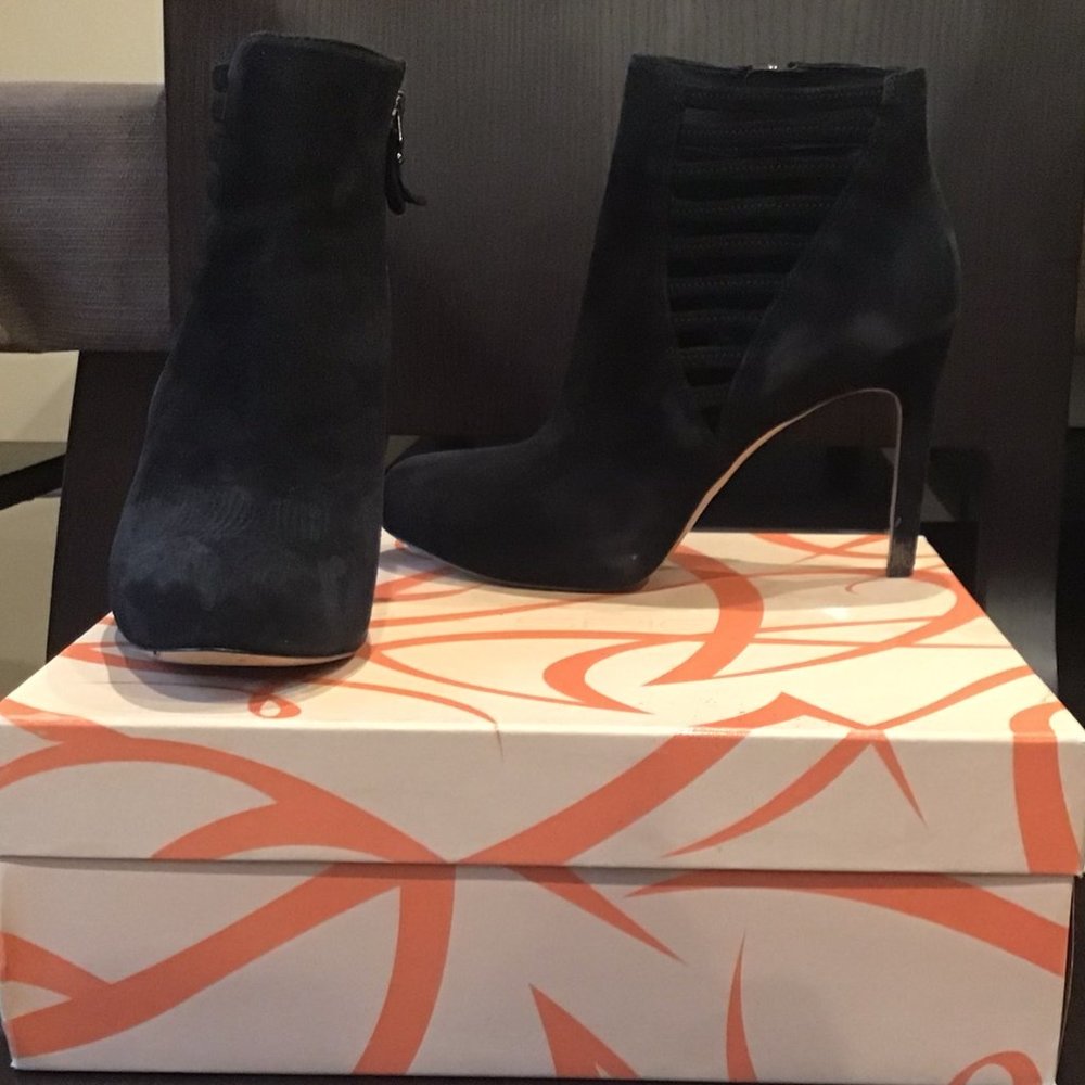 Via Spiga Black Suede Heeled Ankle Boots Size 8.5M